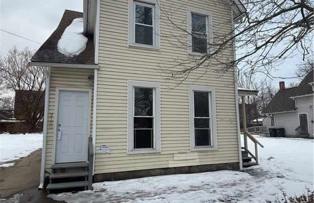 3180 W 31st Street unit: 2 photos photos