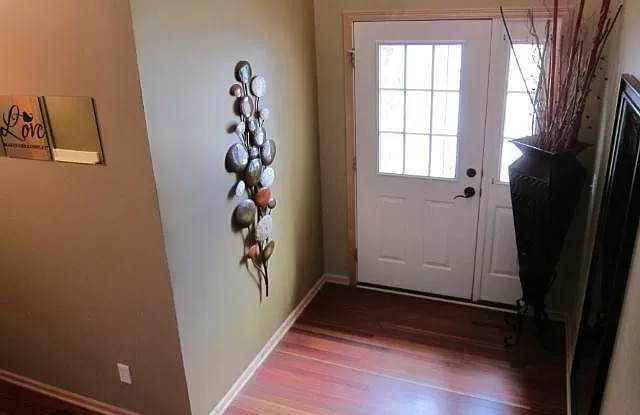 6934 South Park Drive Gallery 3