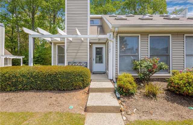 1707 Cotton Patch Lane Gallery 2