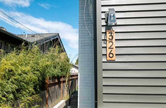 326 N 100th St Unit A Gallery 3