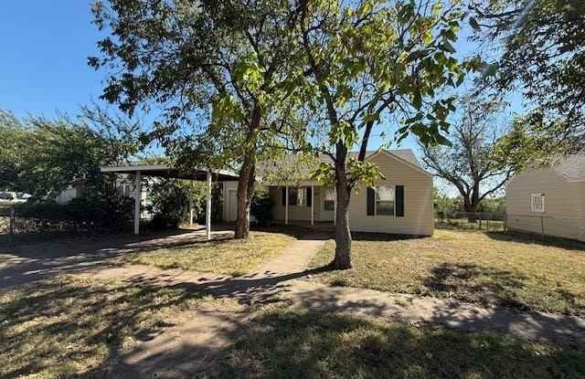 1841 Oak Street - 1841 Oak Street, Abilene, TX 79602