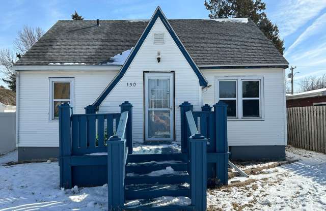 Cute Single Family House! photos photos