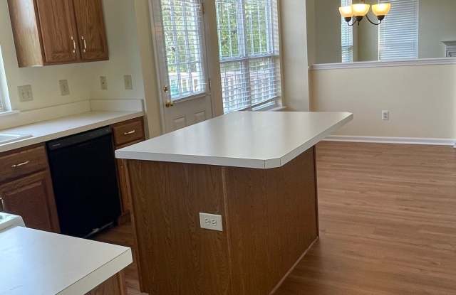 5806 Tanager Lane Gallery 3