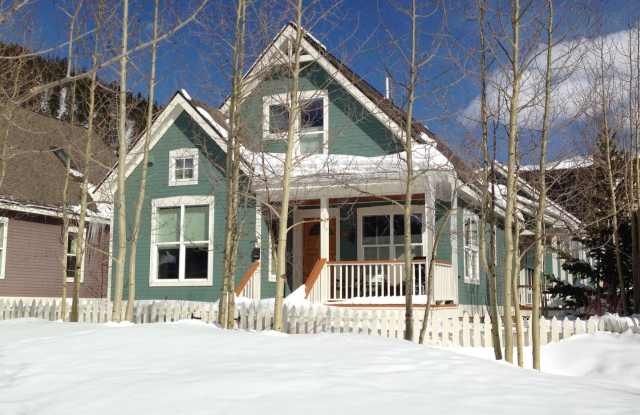 Move In Special! Unfurnished, 2 car garage, Wellington Neighborhood! - 31 Willow Green, Breckenridge, CO 80424