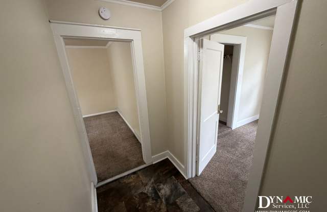 4+ Bedroom, 2 Bathroom House By Augustana and USF Gallery 3