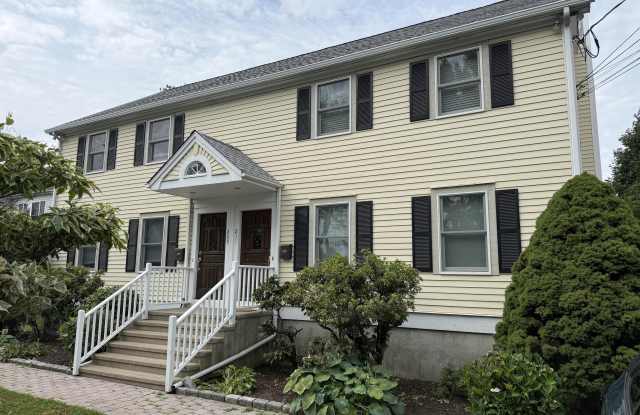 211 Hunyadi Avenue photos photos
