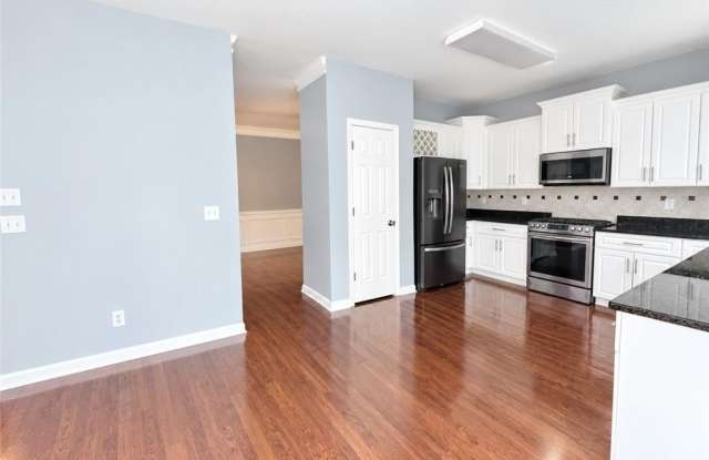 3973 Kendall Cove Gallery 3