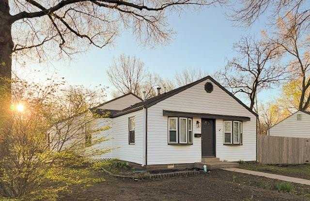 7601 Foster Street photos photos