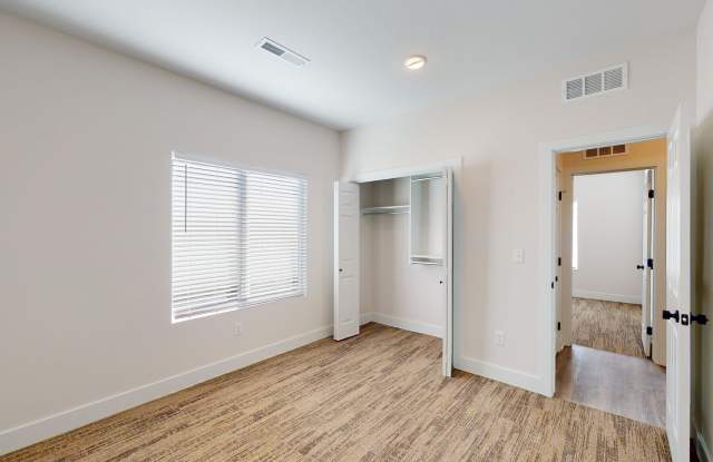 15606 East 21st Court North Gallery 2