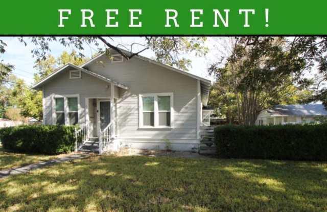 581 S Guenther - 581 South Guenther Avenue, New Braunfels, TX 78130