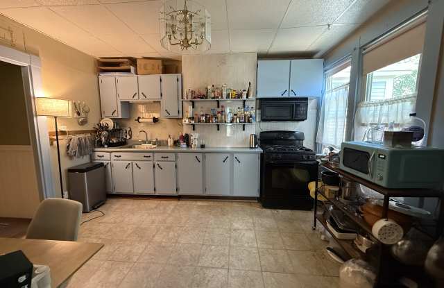 392 Windsor St photos photos
