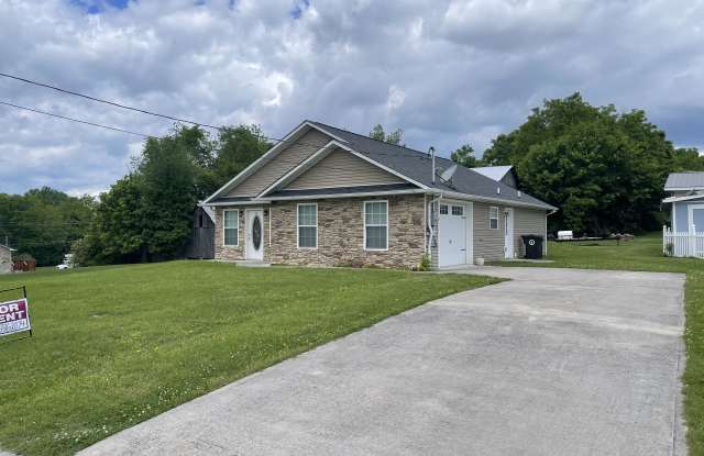 1117 Liberty Hall Dr - 1117 Liberty Hall Drive, Morristown, TN 37813