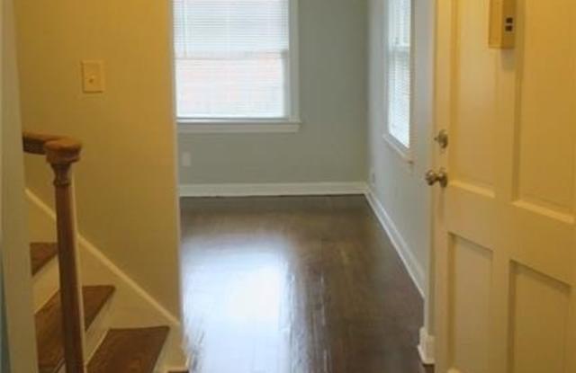 408 Pin Oak Road Gallery 3