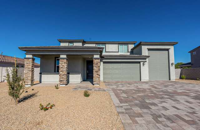 Beautiful 4-Bedroom Home with RV Garage Gallery 3