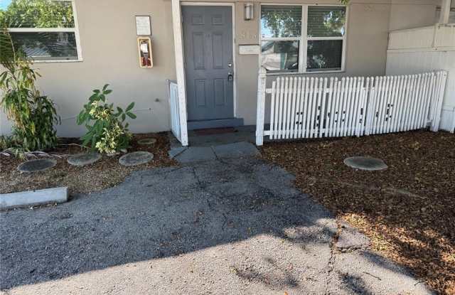 818 NE 38th St - 818 Northeast 38th Street, Oakland Park, FL 33334