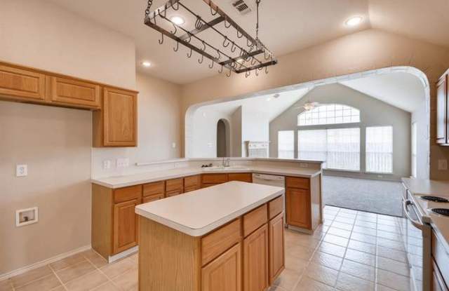 4521 Cave Creek Court Gallery 2