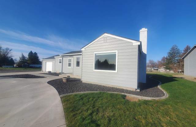 2808 Road 48 photos photos