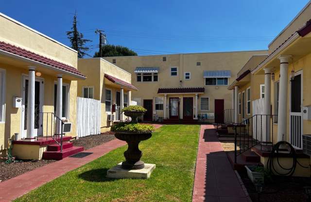 1 Bed 1 Bath Downstairs Apartment for Rent in Uptown Whittier - 6248 Greenleaf Avenue, Whittier, CA 90601