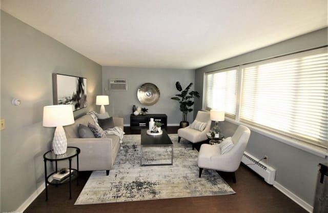 4400 Uptown Ave S - 4400 Upton Avenue South, Minneapolis, MN 55410