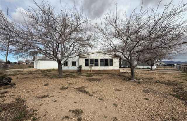 2381 E Butler Avenue photos photos