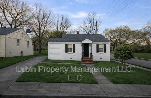 1047 Randle St photos photos