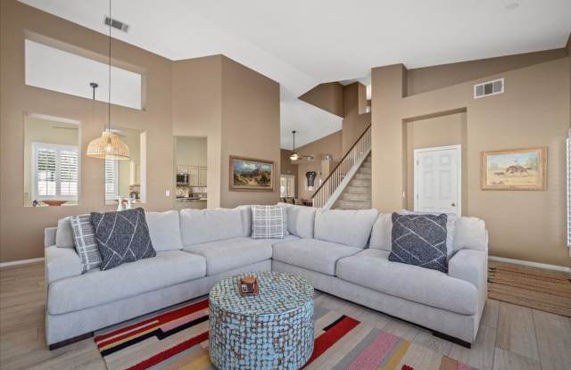 Desert Oasis (close to the strip  airport) Gallery 3