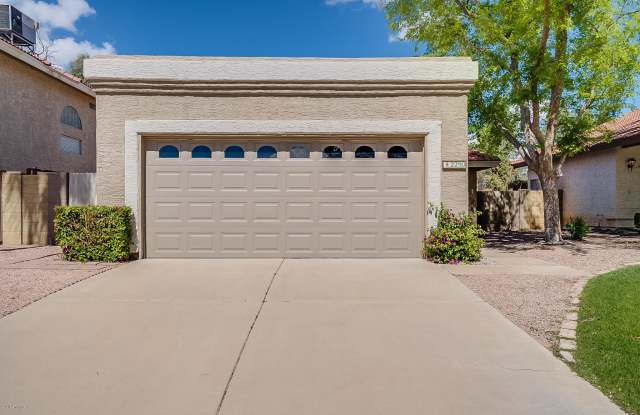 2290 W GAIL Drive Gallery 2