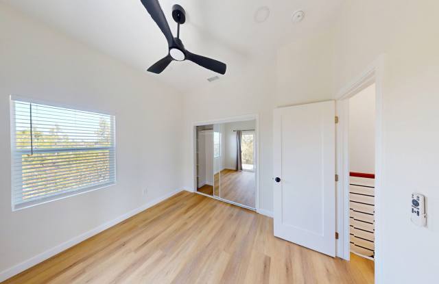 Newly Built in 2026 5 Bed / 2 Bath House on Faber - Close Walk to Campus! Gallery 4