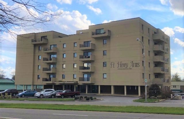 1585 Fort Henry Drive Unit 2D - 1585 Fort Henry Drive, Kingsport, TN 37664
