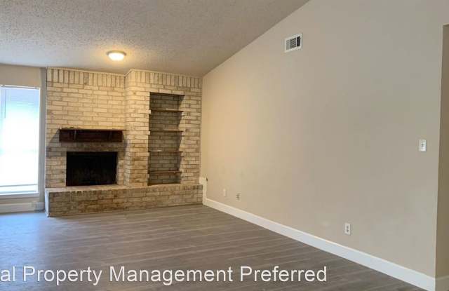 23406 Canyon Lake Dr Gallery 4