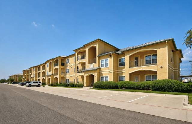 Northwood Luxury Apartments Gallery 2