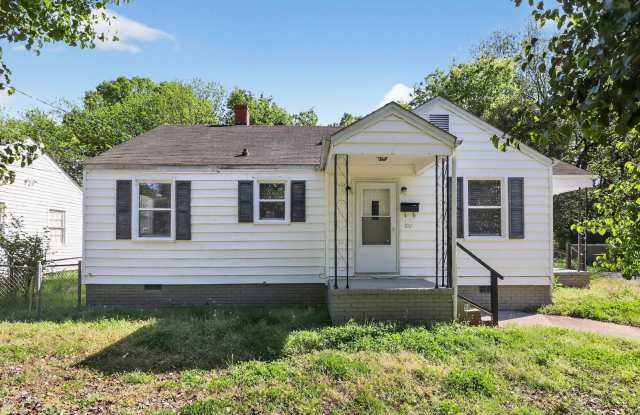 Updated 3 Bedroom Home Near Camp North End photos photos