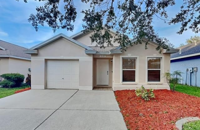 7618 DEVONBRIDGE GARDEN WAY - 7618 Devonbridge Garden Way, Apollo Beach, FL 33572