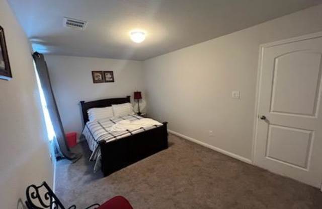 28616 Netawaka Court Gallery 4