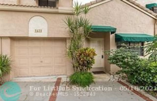 1624 Cypress Pointe Dr - 1624 Cypress Pointe Drive, Coral Springs, FL 33071