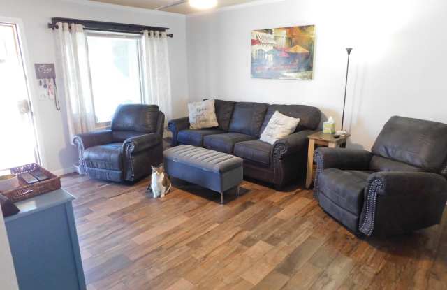 3561 W GALVESTON Street Gallery 3