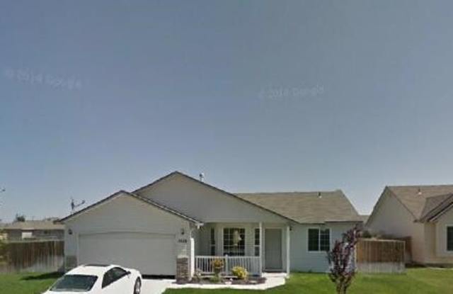 Nice home located near NNU off of the Garrity Exit photos photos