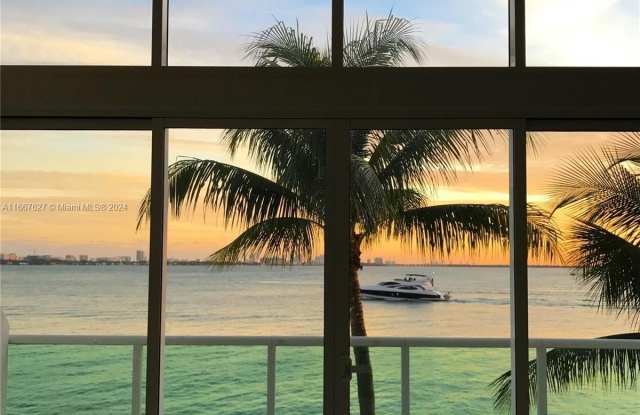 2000 Bay Dr - 2000 Bay Drive, Miami Beach, FL 33141