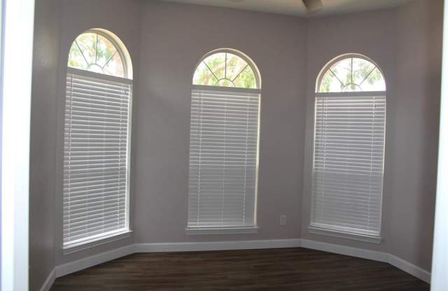 6511 Gardenia Drive Gallery 4