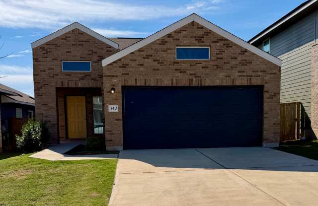 340 The Bad Way- 4 bedroom, 2 bath, 1 story Gallery 1