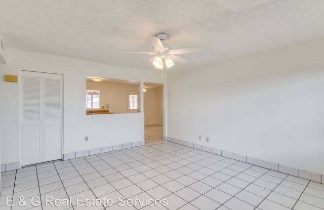 18014 N 32nd Ln Gallery 4