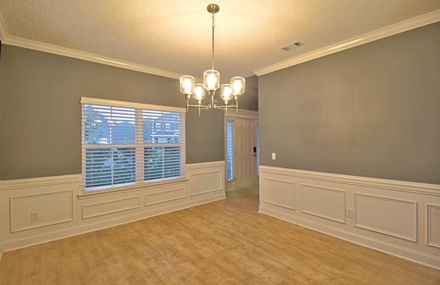 432 Fairview Circle Gallery 4