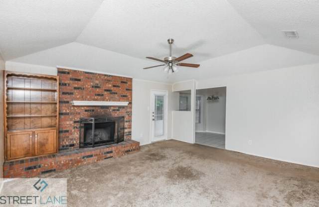 5205 Hideaway Court Gallery 2