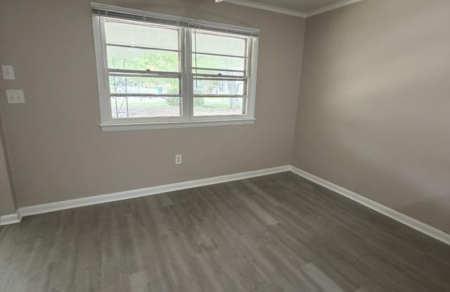 137 Honeysuckle DriveUnit B Gallery 4