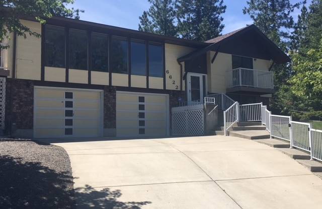 3+ Bedroom, 3 Bath Available in quiet Spokane Valley - 6622 East 15th Avenue, Spokane Valley, WA 99212