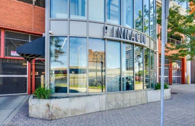 701 W Lakeside Avenue unit: 402 photos photos