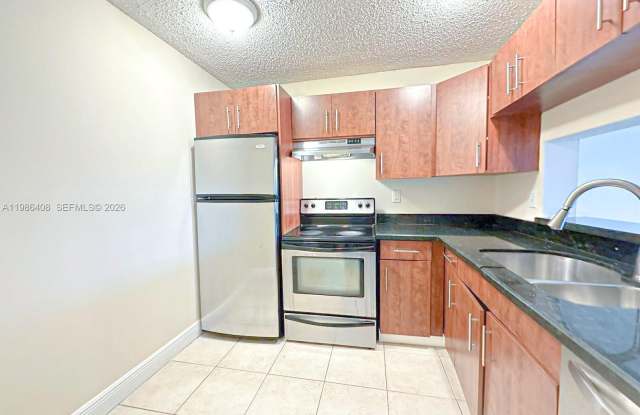 484 NW 165th St Rd photos photos