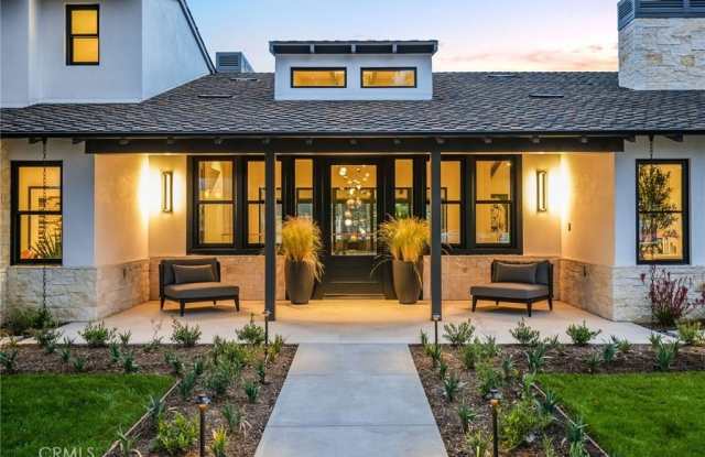 427 Santa Ana Av - 427 Santa Ana Avenue, Newport Beach, CA 92663