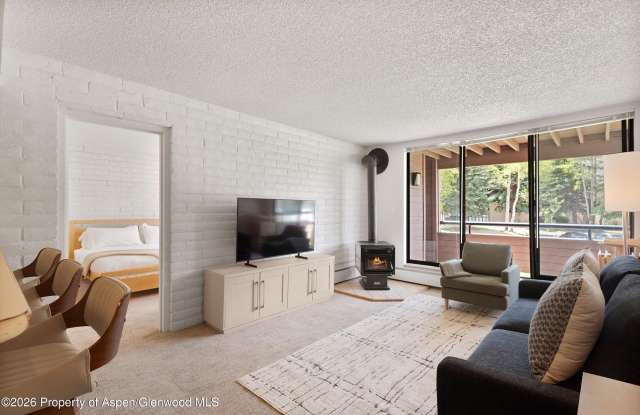 425 Vine Street photos photos