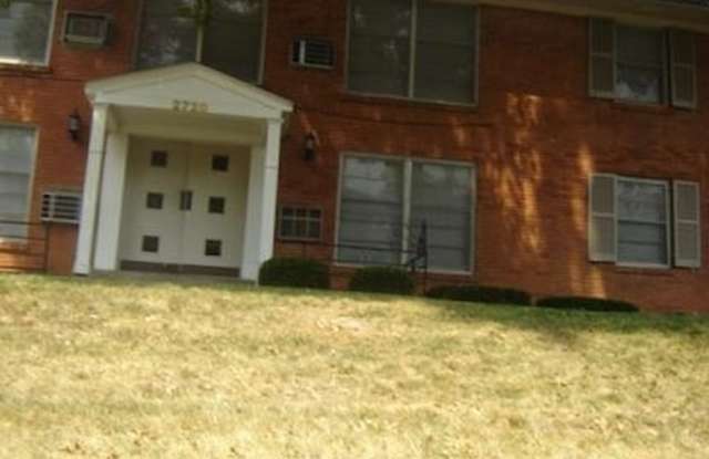 2729 Brownsboro Rd photos photos